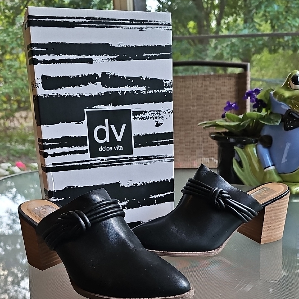 Dolce Vita Black Women's Mules Halsty Sz 8 Fall Booties Leather Stack Heel